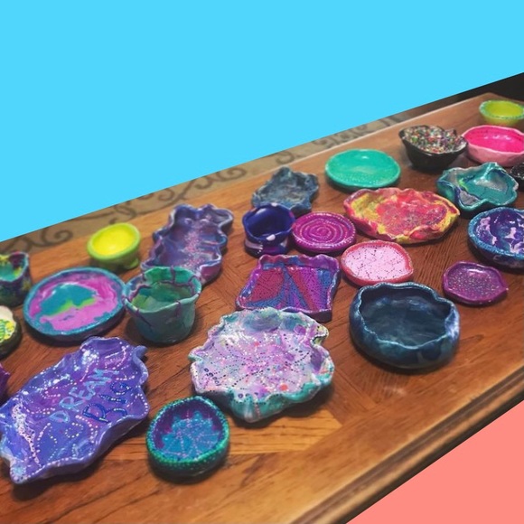 Bronze Tie-Dye Jewelry Bowl - Picture 5 of 6